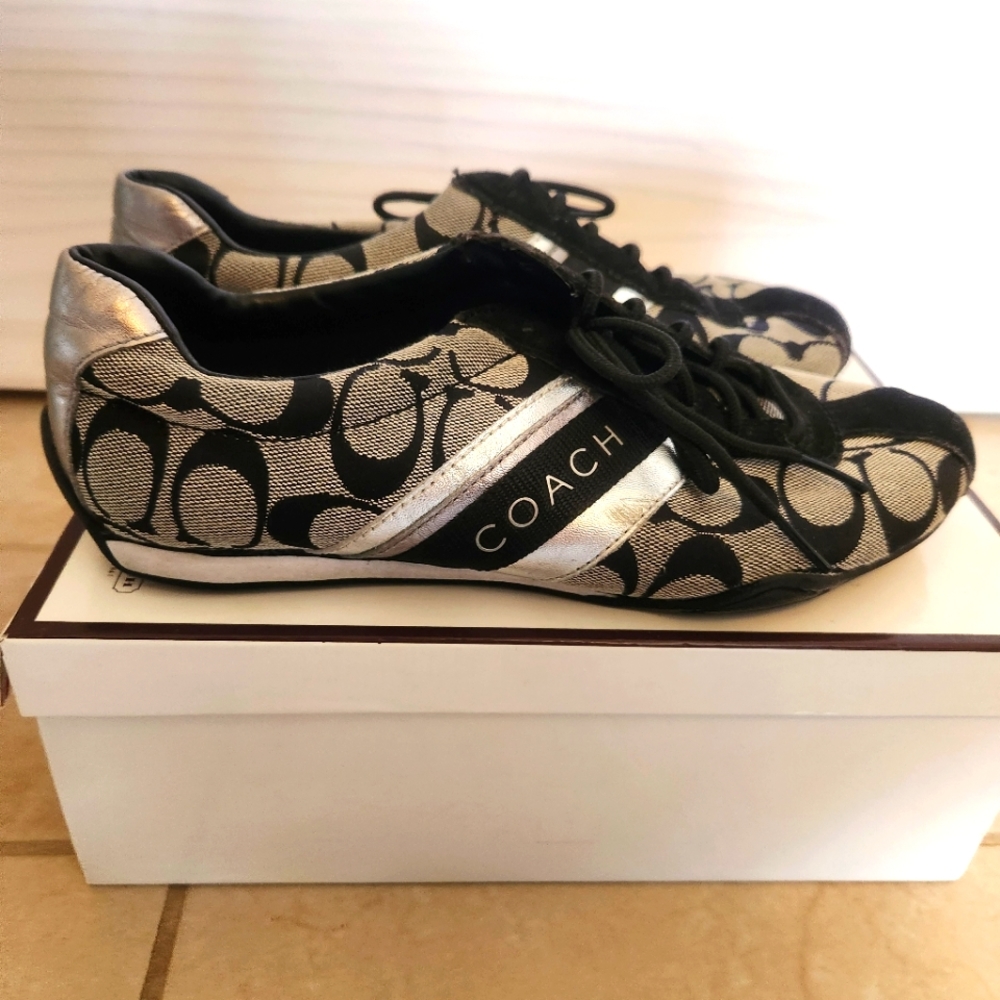 Coach sneakers black & silver size 7.5